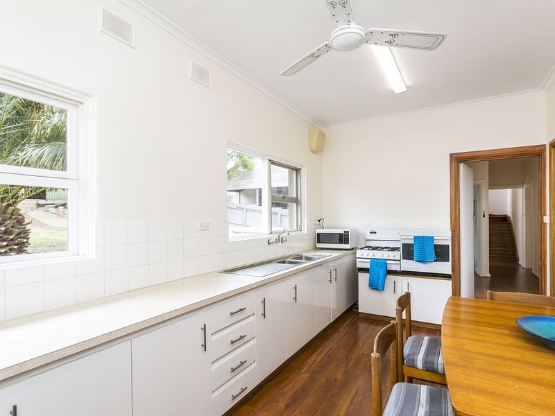 7 Truscott  Avenue, Seacombe Heights SA 5047