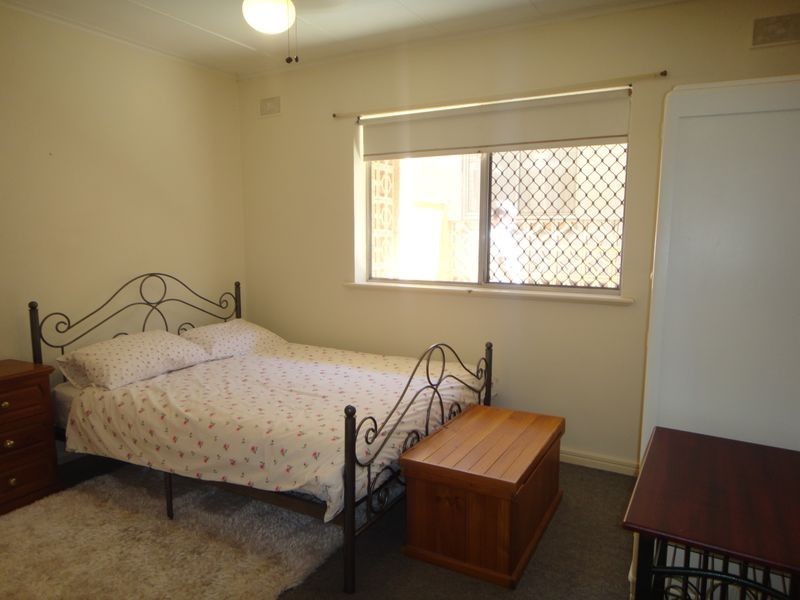 2/72 Downing Street, Hove SA 5048