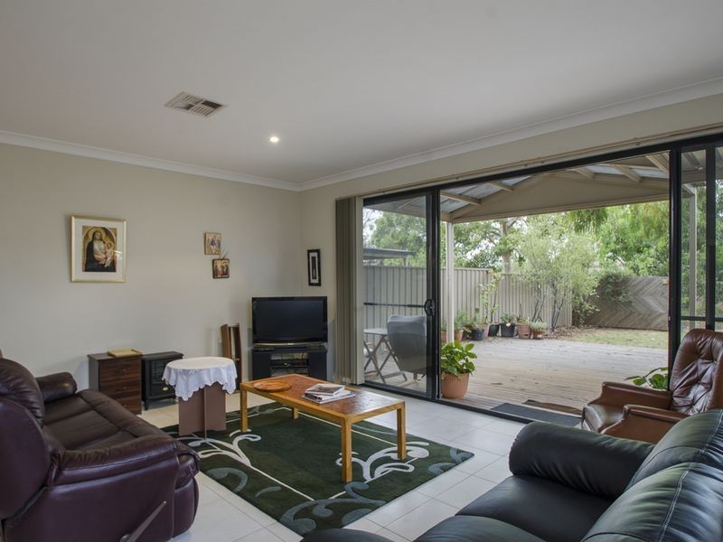 13A Dalkeith Avenue, Dover Gardens SA 5048