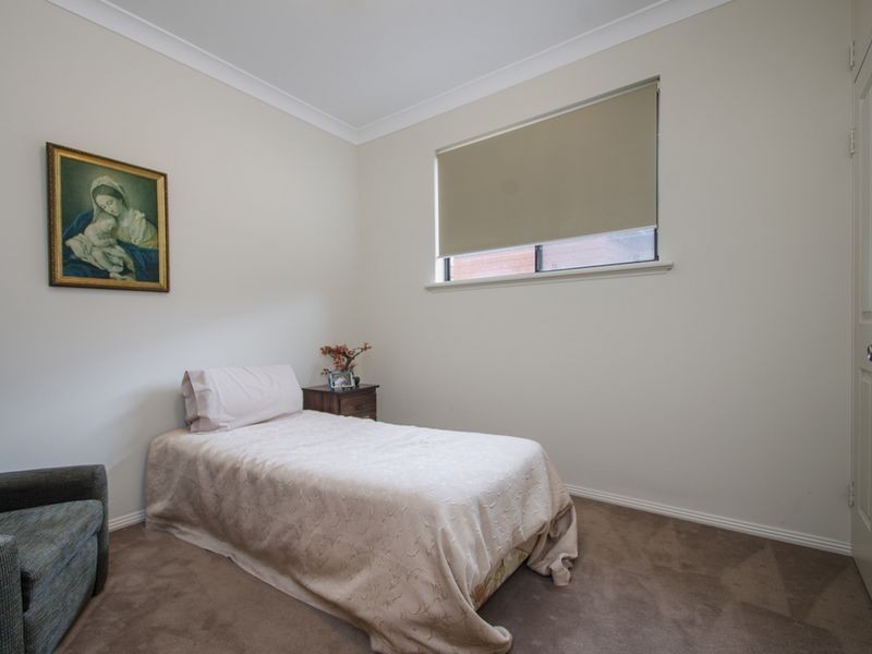 13A Dalkeith Avenue, Dover Gardens SA 5048