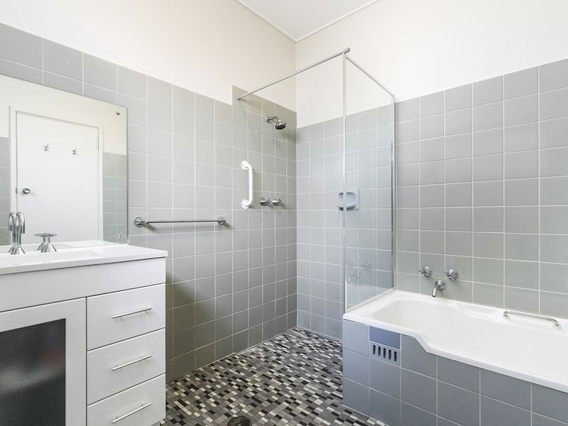 14/18 Seaview Road, West Beach SA 5024