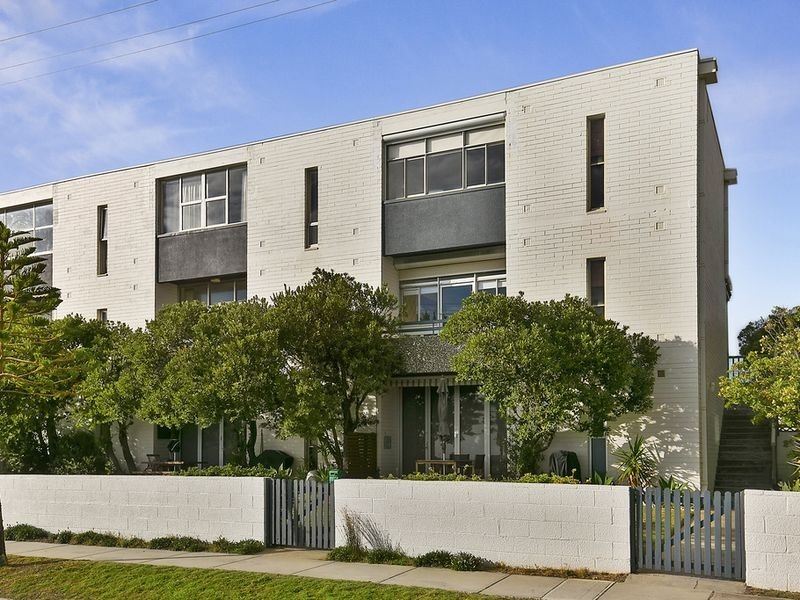 14/18 Seaview Road, West Beach SA 5024