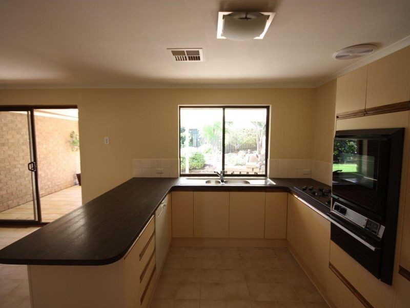 18 Nalimba Street, Hallett Cove SA 5158