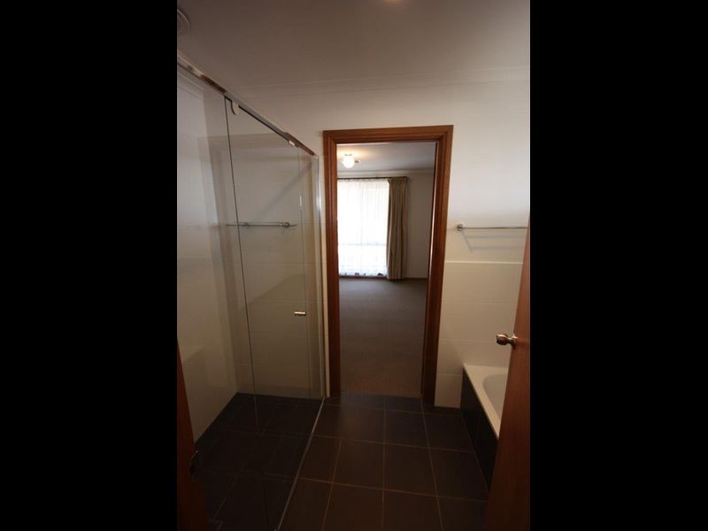 18 Nalimba Street, Hallett Cove SA 5158