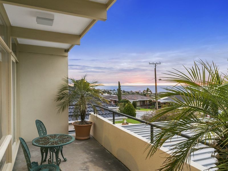 15 Gooroonga Street, Seaview Downs SA 5049