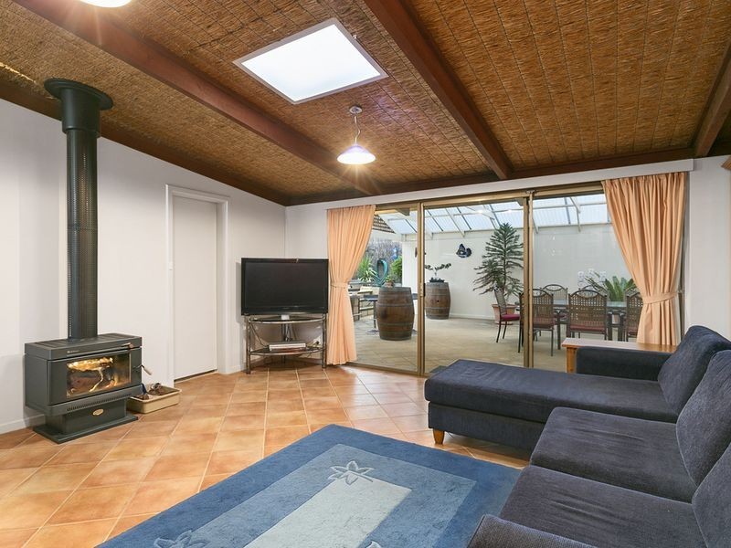 15 Gooroonga Street, Seaview Downs SA 5049