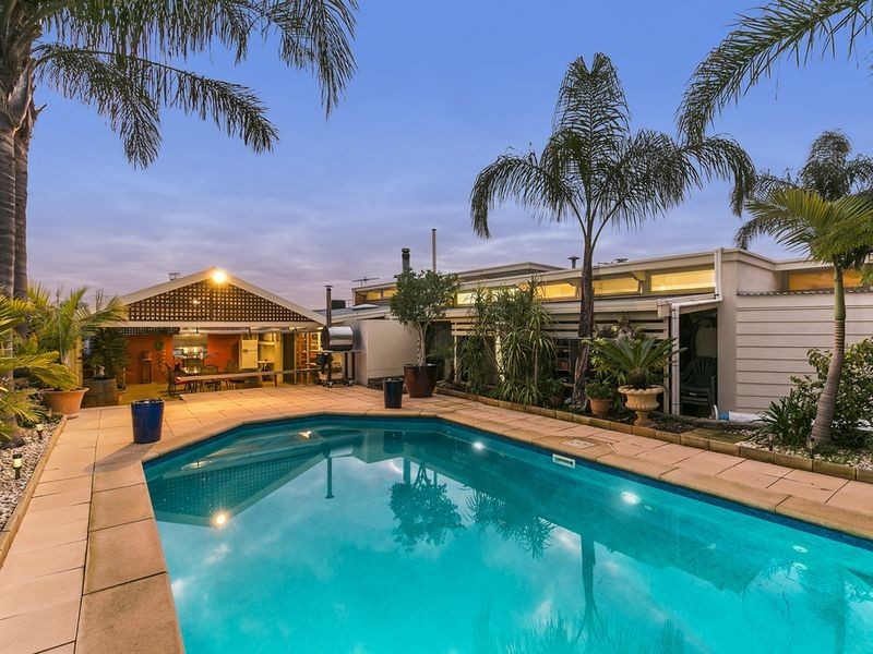 15 Gooroonga Street, Seaview Downs SA 5049