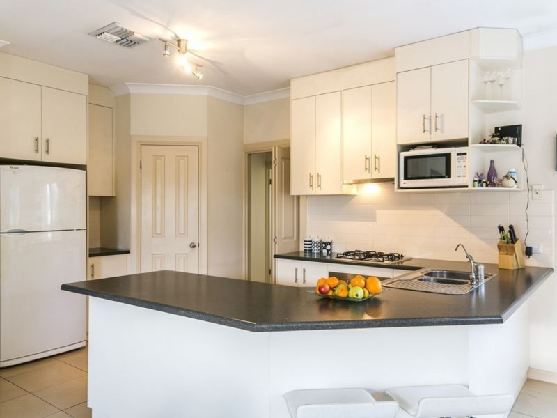 2 Lincoln Avenue, Warradale SA 5046
