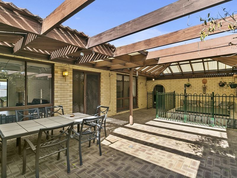 11 Balee Avenue, Sheidow Park SA 5158