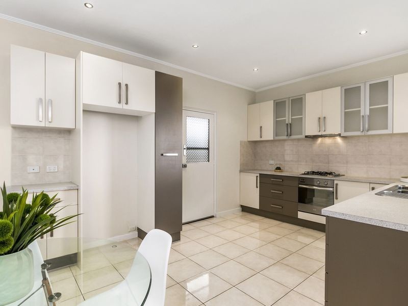 17 Albert Street, Seacliff Park SA 5049