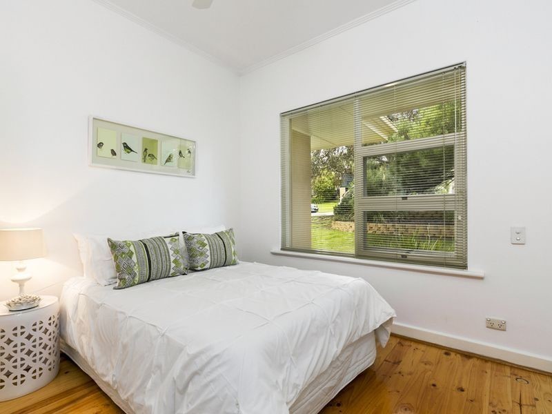 17 Albert Street, Seacliff Park SA 5049