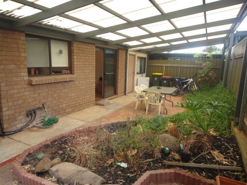 17/2A Karu Crescent, Mitchell Park SA 5043