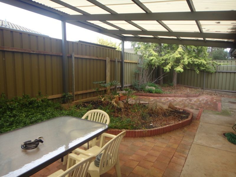 17/2A Karu Crescent, Mitchell Park SA 5043