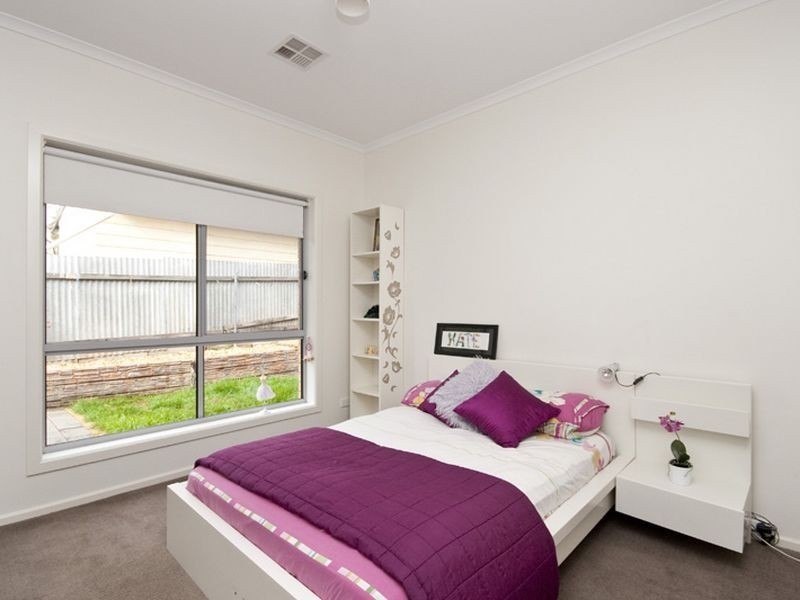 2 Thomas Street, Seacliff Park SA 5049
