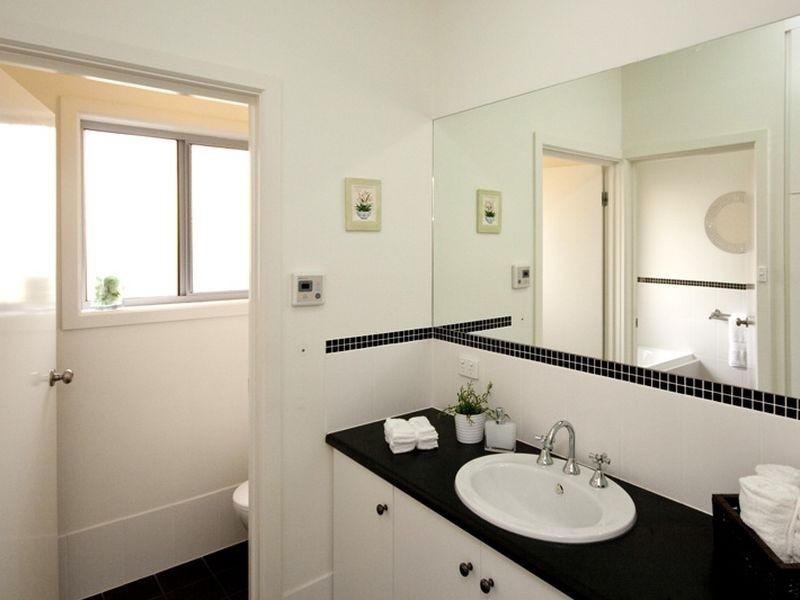 2 Thomas Street, Seacliff Park SA 5049