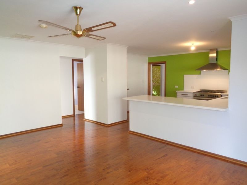 69 Mawson Circuit, Woodcroft SA 5162