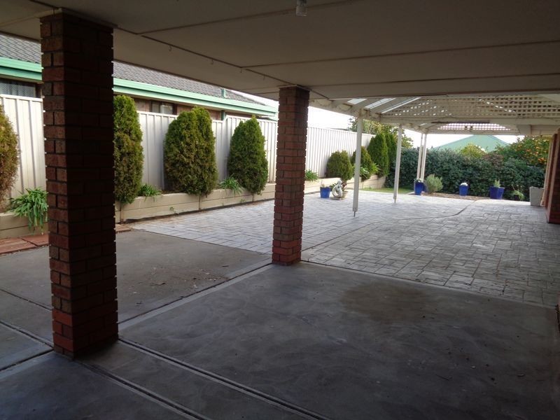 69 Mawson Circuit, Woodcroft SA 5162