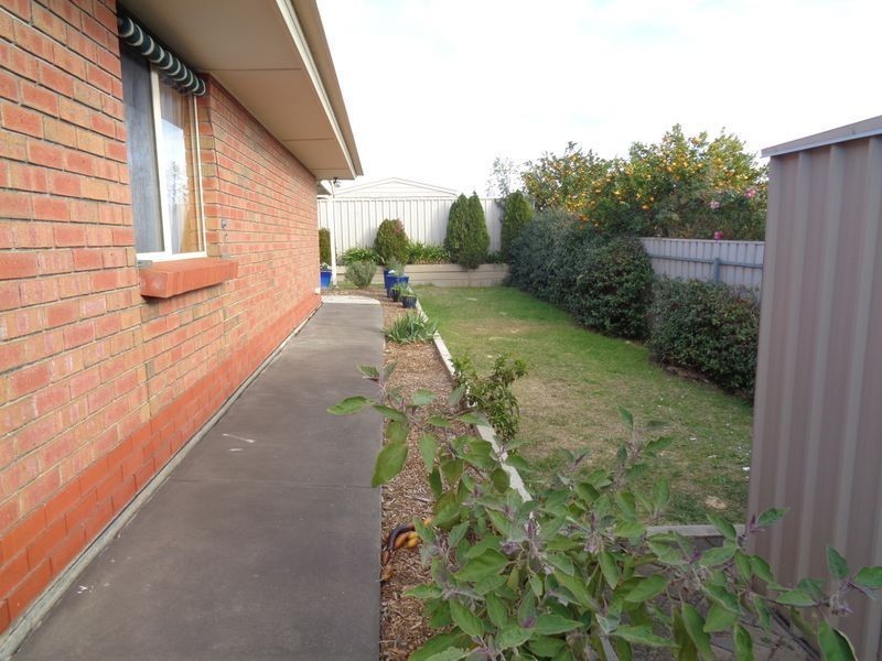 69 Mawson Circuit, Woodcroft SA 5162