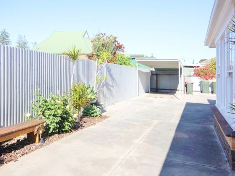 2/1 Sixth Avenue, Glenelg East SA 5045