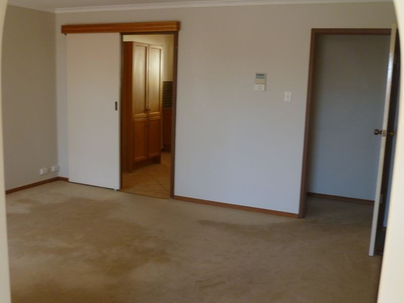 1/46 Davenport Terrace, Seacliff Park SA 5049