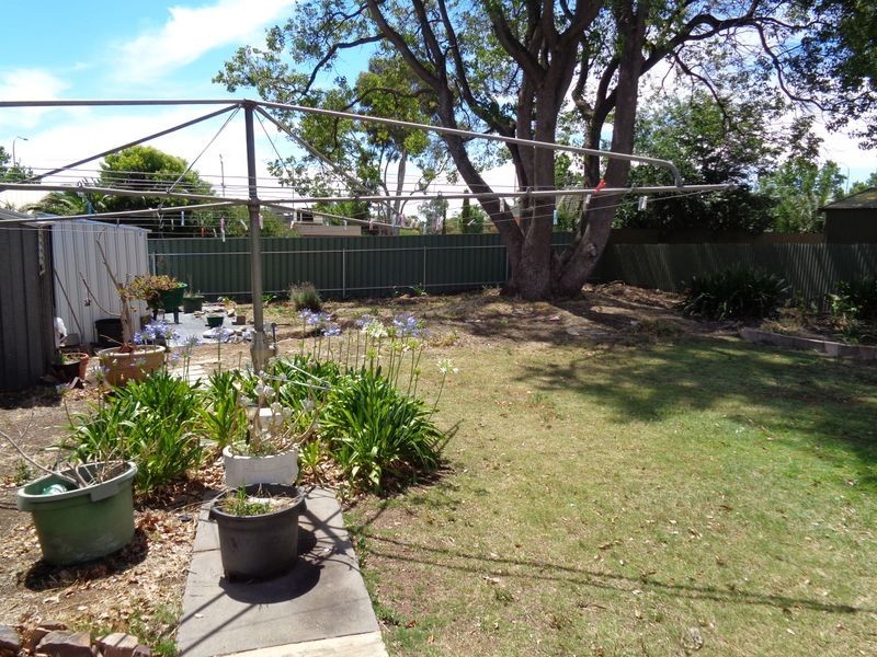 28 Wentworth Ave, Bedford Park SA 5042