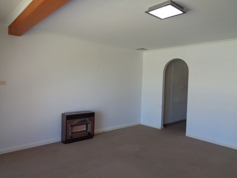 2/2 Evans Crescent, Oaklands Park SA 5046