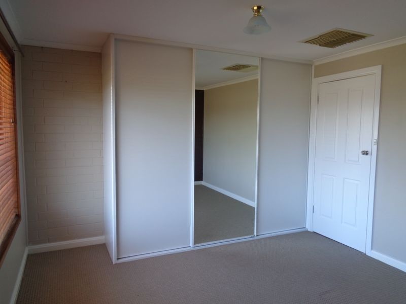 2/2 Evans Crescent, Oaklands Park SA 5046