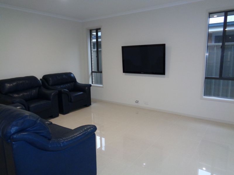 25 Arkle Place, Woodcroft SA 5162