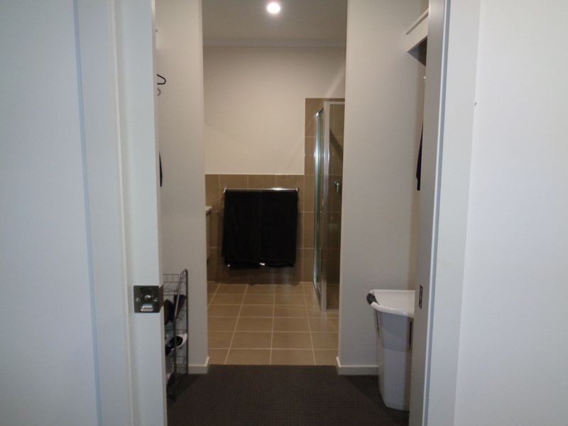 25 Arkle Place, Woodcroft SA 5162