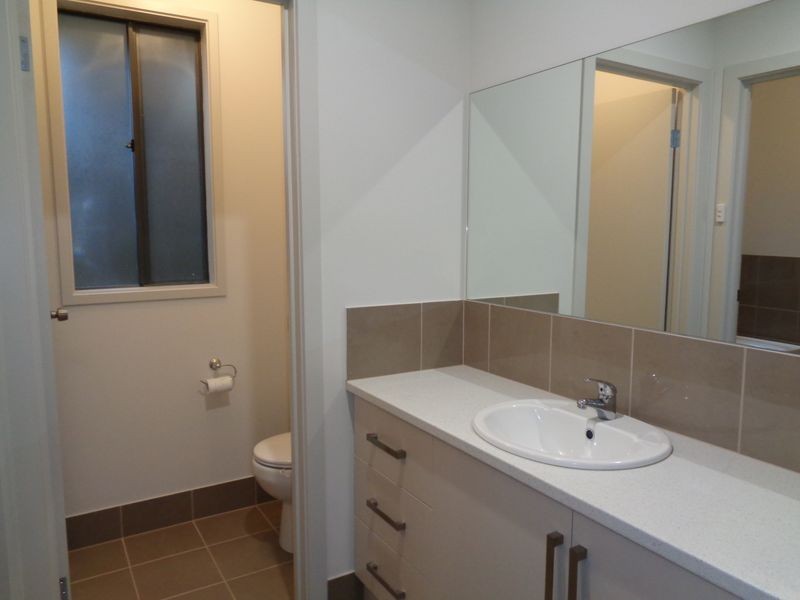 25 Arkle Place, Woodcroft SA 5162