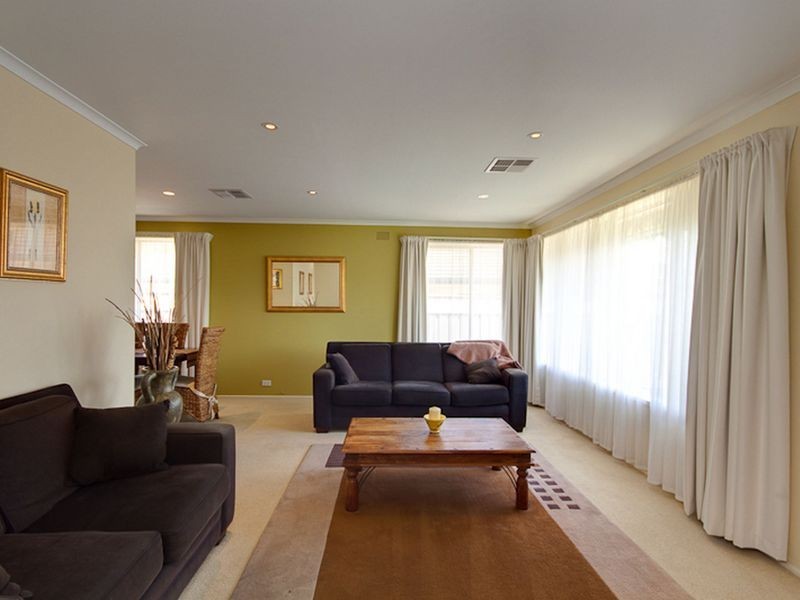 4 Greenbank Close, O’halloran Hill SA 5158