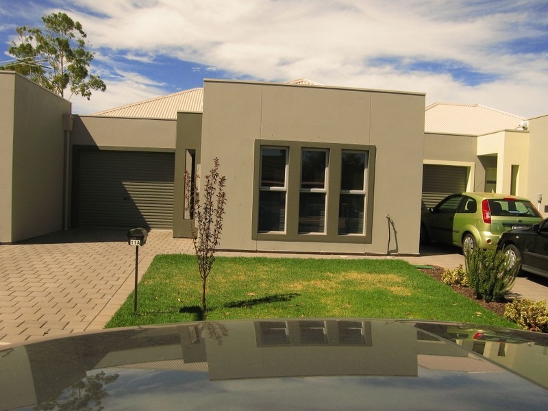 11A Albany Crescent, Oaklands Park SA 5046