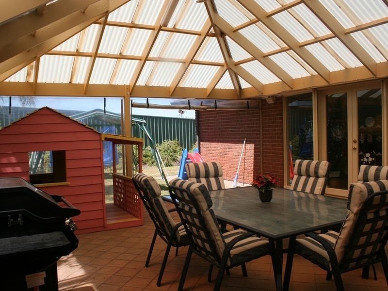 40 Elizabeth Crescent, Hallett Cove SA 5158