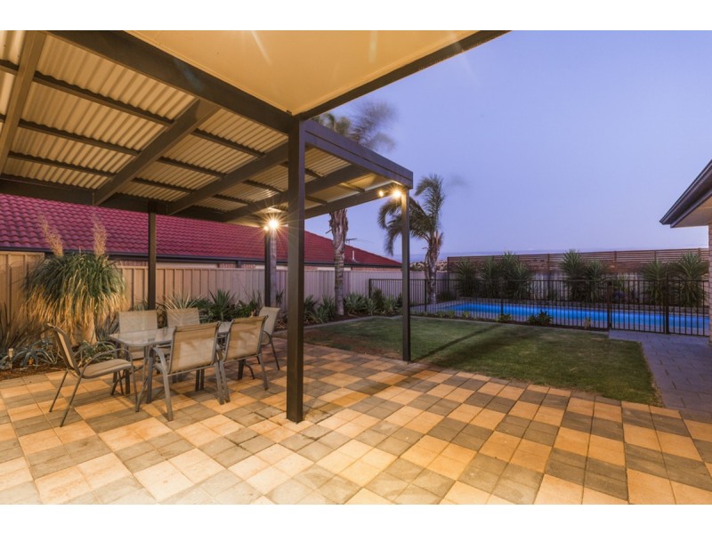 56 Freebairn Drive, Hallett Cove SA 5158