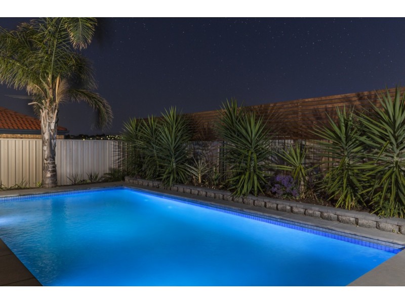 56 Freebairn Drive, Hallett Cove SA 5158