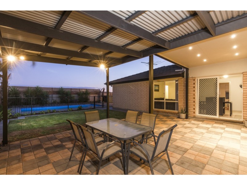 56 Freebairn Drive, Hallett Cove SA 5158