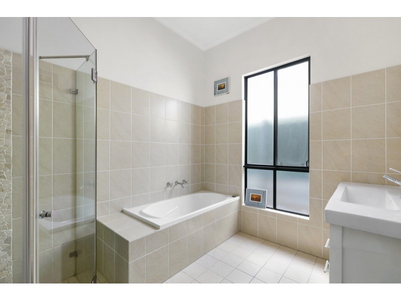 76 Elizabeth Crescent, Hallett Cove SA 5158