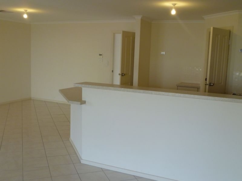 52A White Crescent, Seacombe Gardens SA 5047