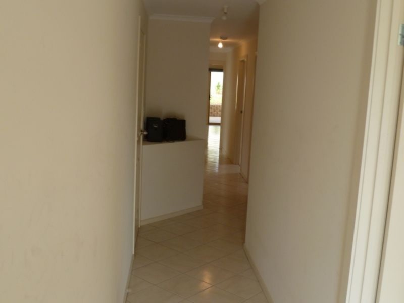 52A White Crescent, Seacombe Gardens SA 5047