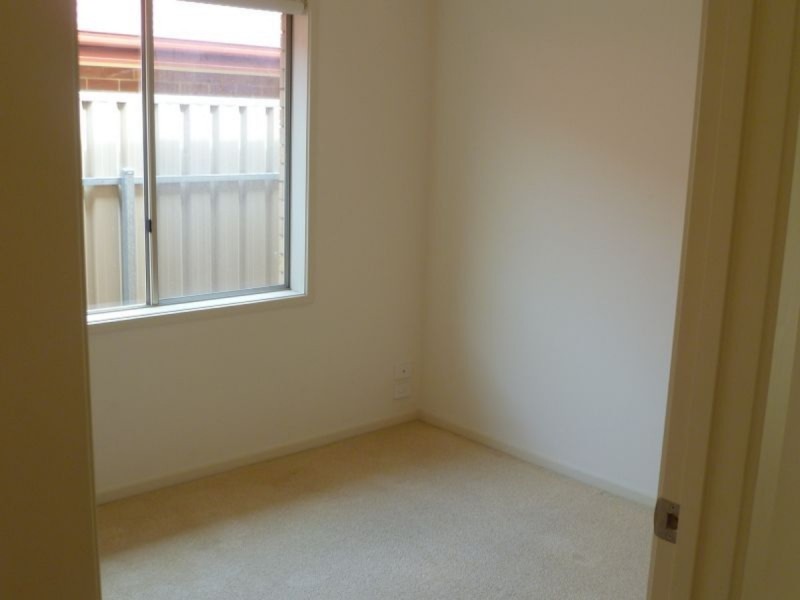 52A White Crescent, Seacombe Gardens SA 5047