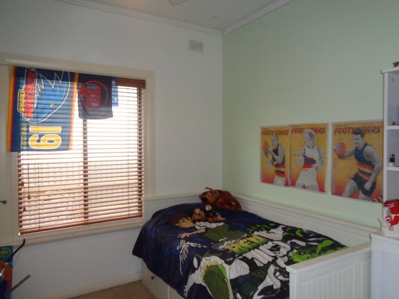 8 Ambrose Avenue, Morphettville SA 5043