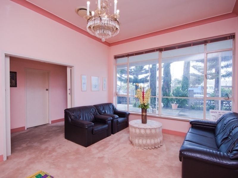 35 Hanson Road, Woodville North SA 5012