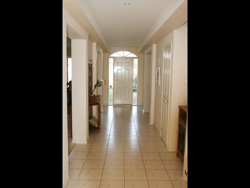 5 Chatswood Walk, Morphettville SA 5043