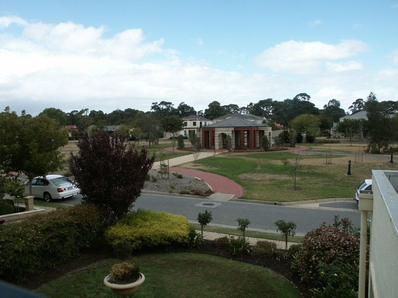 5 Chatswood Walk, Morphettville SA 5043