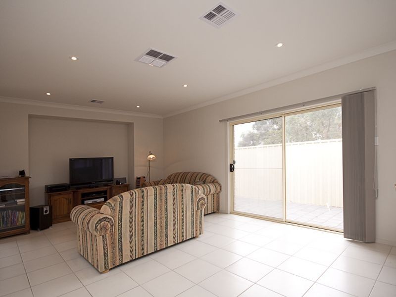 11A Vardon Street, Seacombe Gardens SA 5047