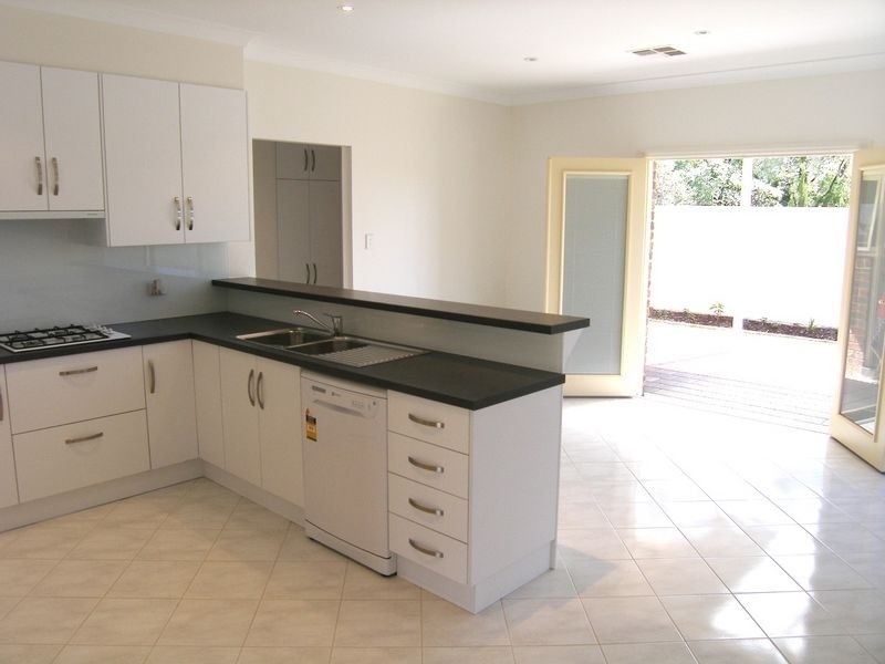 8a Fifth Avenue, Warradale SA 5046