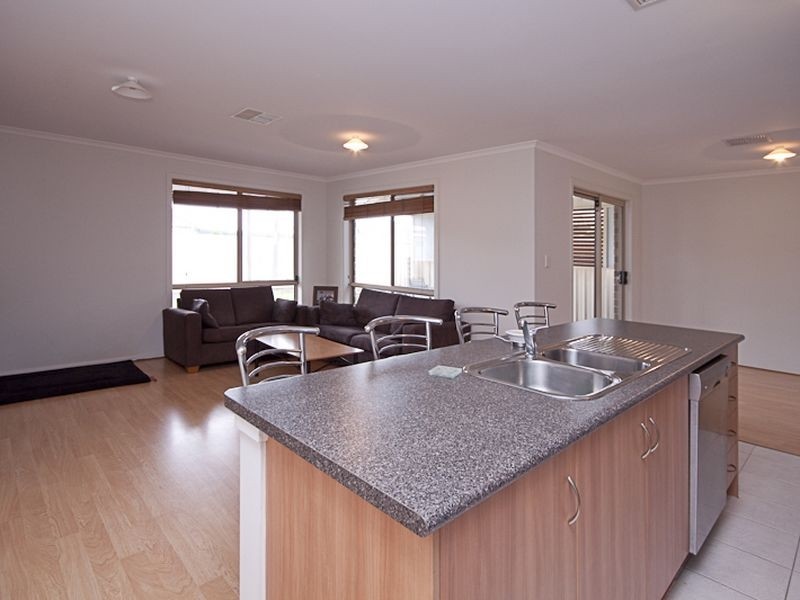 7 Urchin Crescent, Aldinga Beach SA 5173