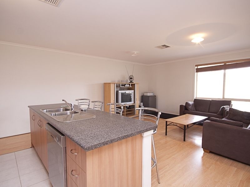 7 Urchin Crescent, Aldinga Beach SA 5173