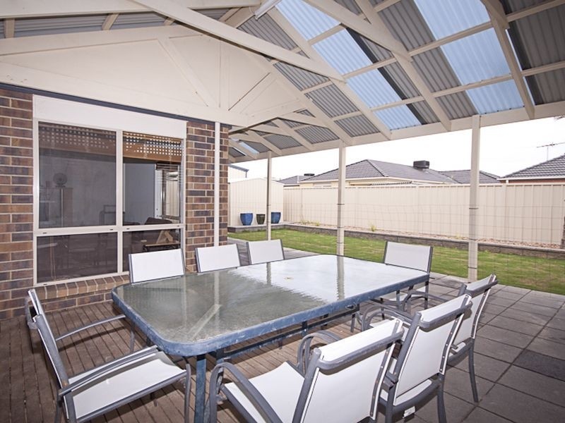 7 Urchin Crescent, Aldinga Beach SA 5173