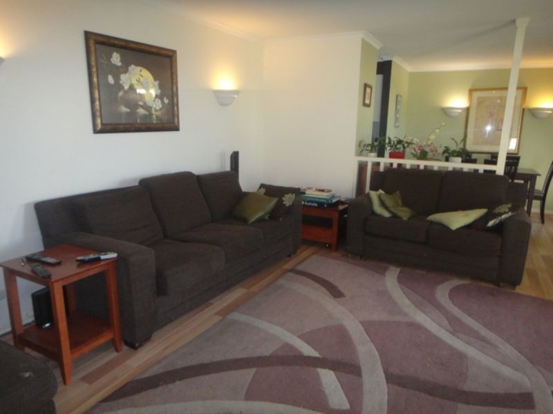 18 Lapwing Street, Hallett Cove SA 5158